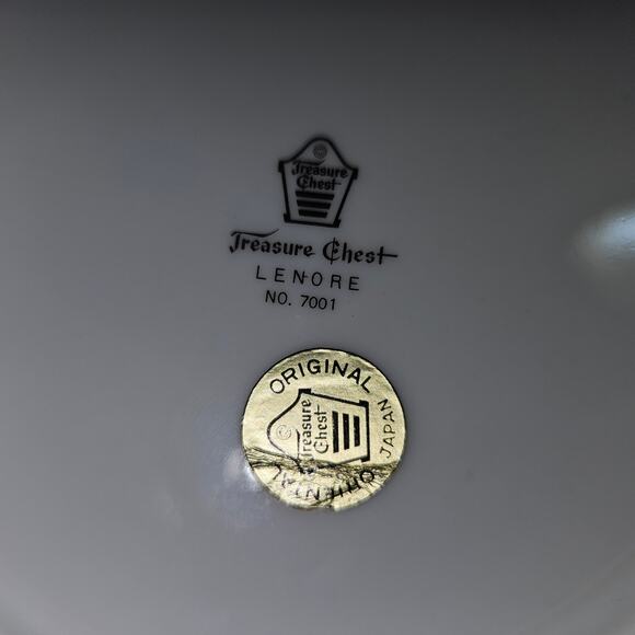 Treasure Chest Lenore No. 7001 Japan 7.75" Salad Plates Set of 4 Floral Vintage - Picture 3 of 6